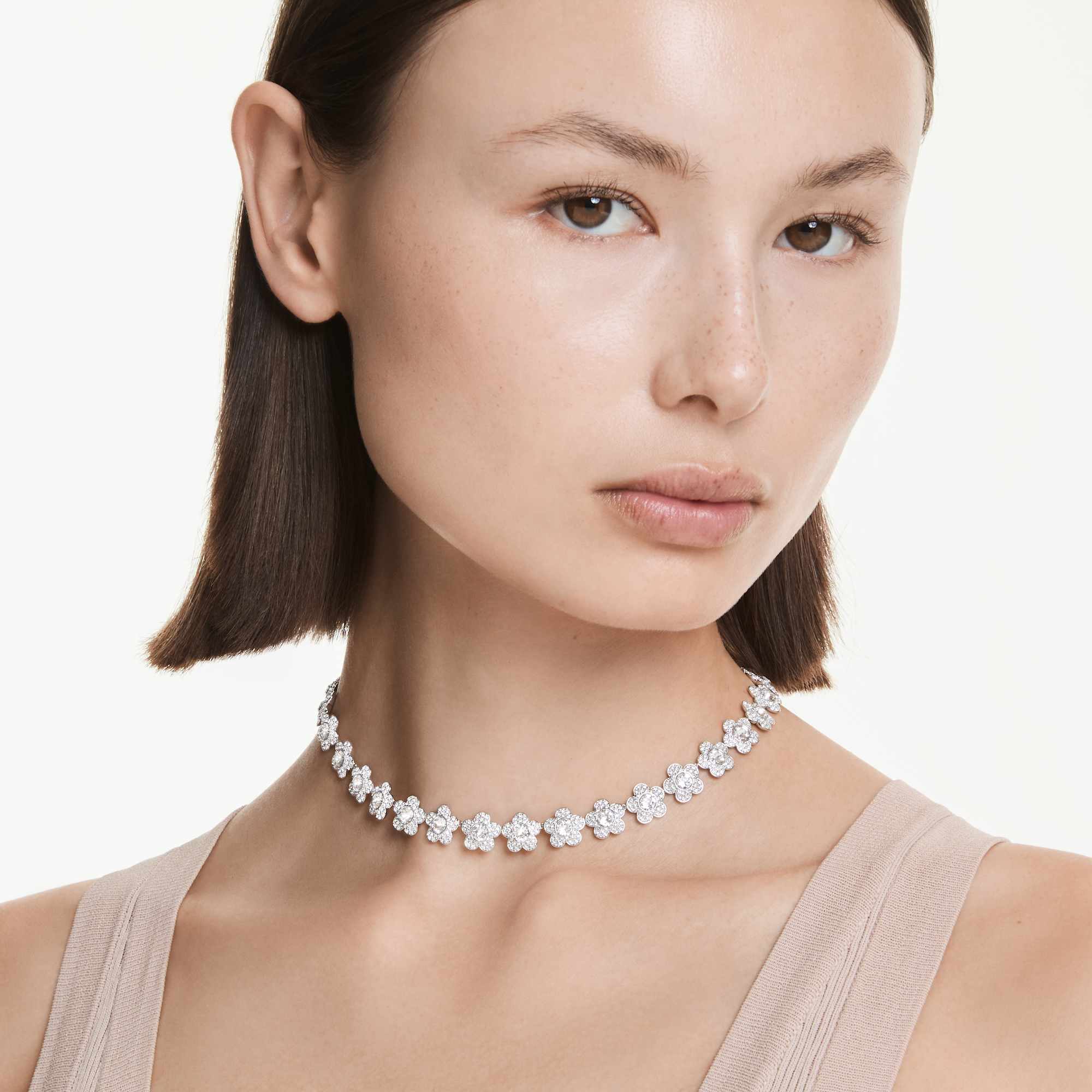 ariana-grande-x-swarovski-necklace-round-cut-flower-white-rhodium-plated-swarovski-5749179