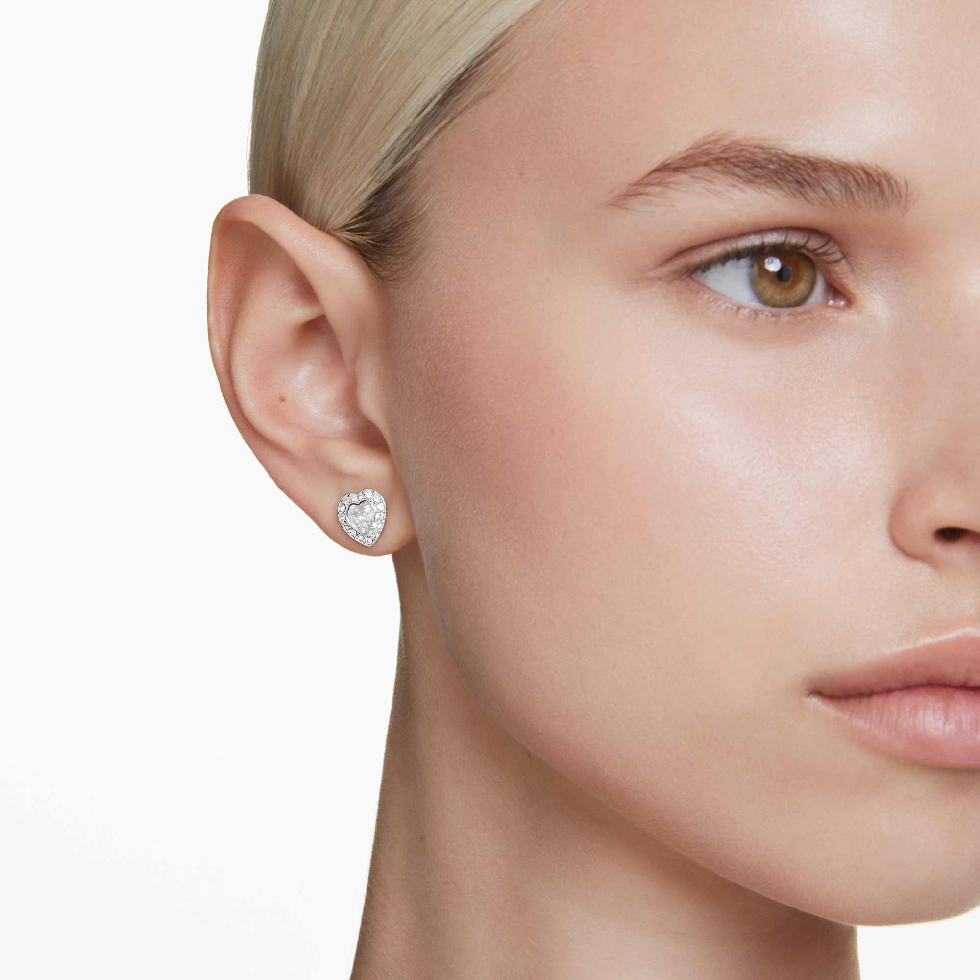 ariana-grande-x-swarovski-stud-earrings-mixed-cuts-heart-white-rhodium-plated-swarovski-5720859