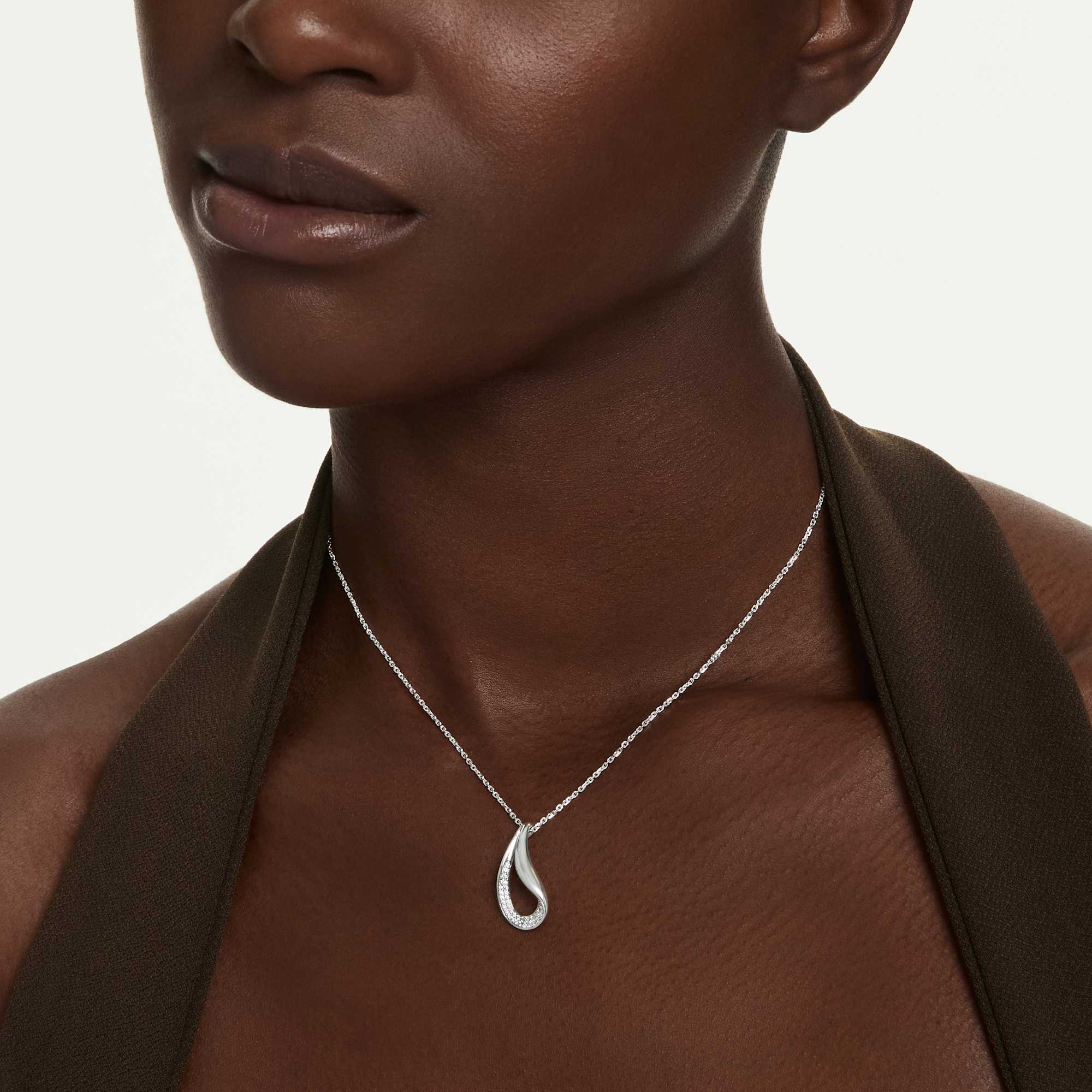 classica-pendant-round-cut-long-white-sterling-silver-swarovski-5740344