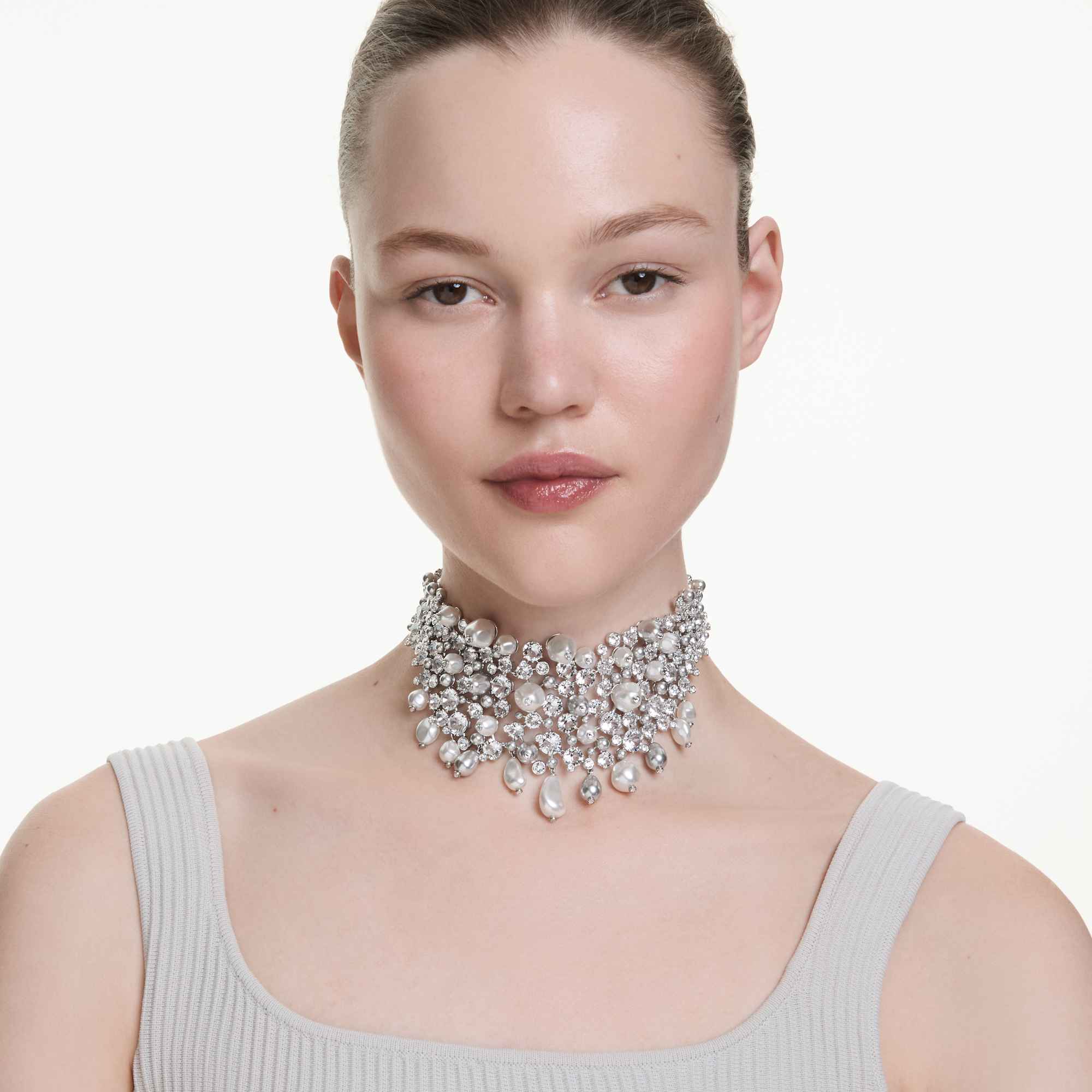 constella-choker-crystal-pearl-round-cut-white-rhodium-plated-swarovski-5722471