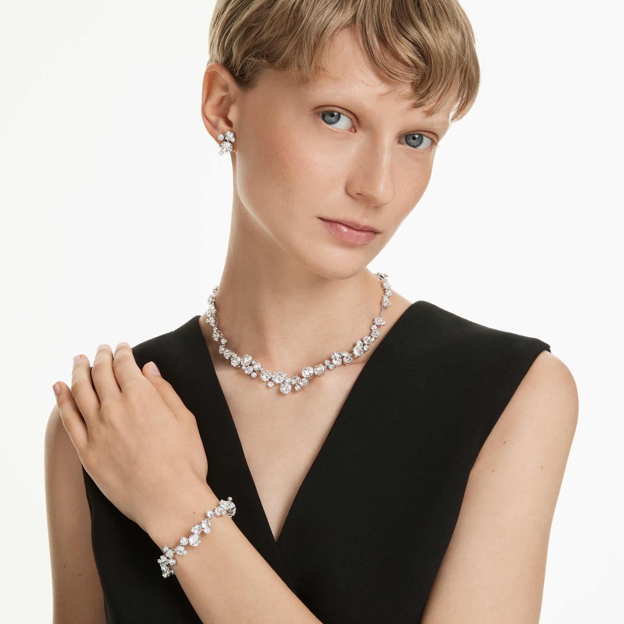 constella-set-mixed-cuts-white-rhodium-plated-swarovski-5738285