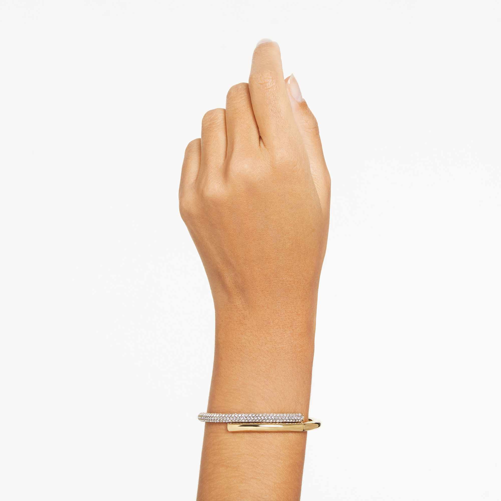 dextera-bangle-magnetic-closure-white-18k-gold-finish-swarovski-5669498