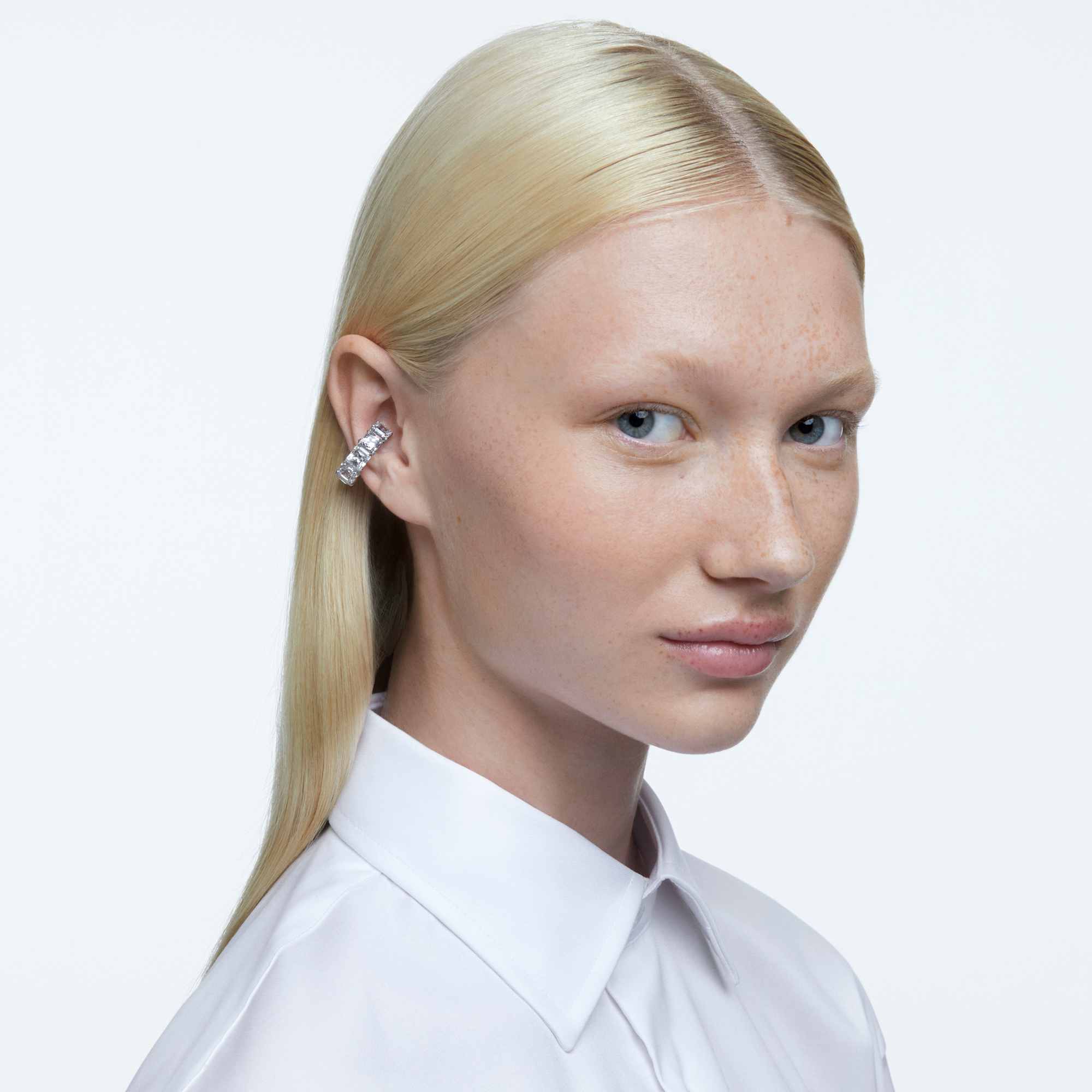 matrix-clip-earrings-square-cut-white-rhodium-plated-swarovski-5654557