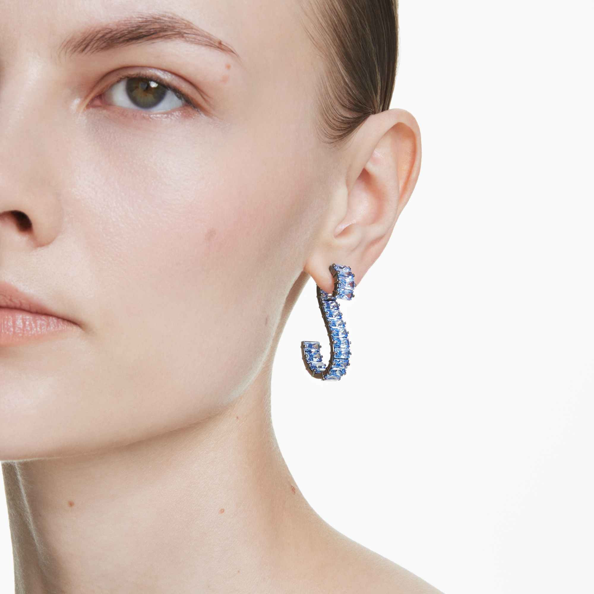 matrix-drop-earrings-baguette-cut-blue-ruthenium-plated-swarovski-5705780