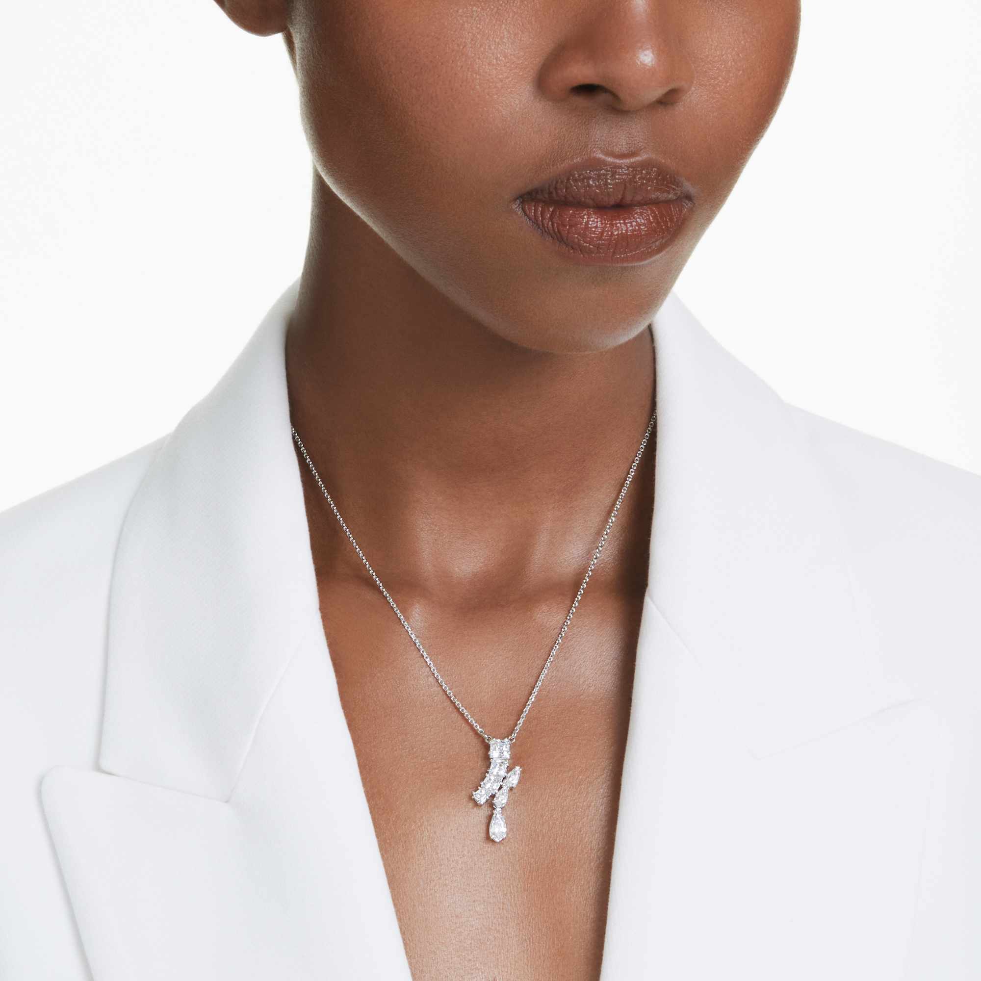 matrix-pendant-mixed-cuts-white-rhodium-plated-swarovski-5700420