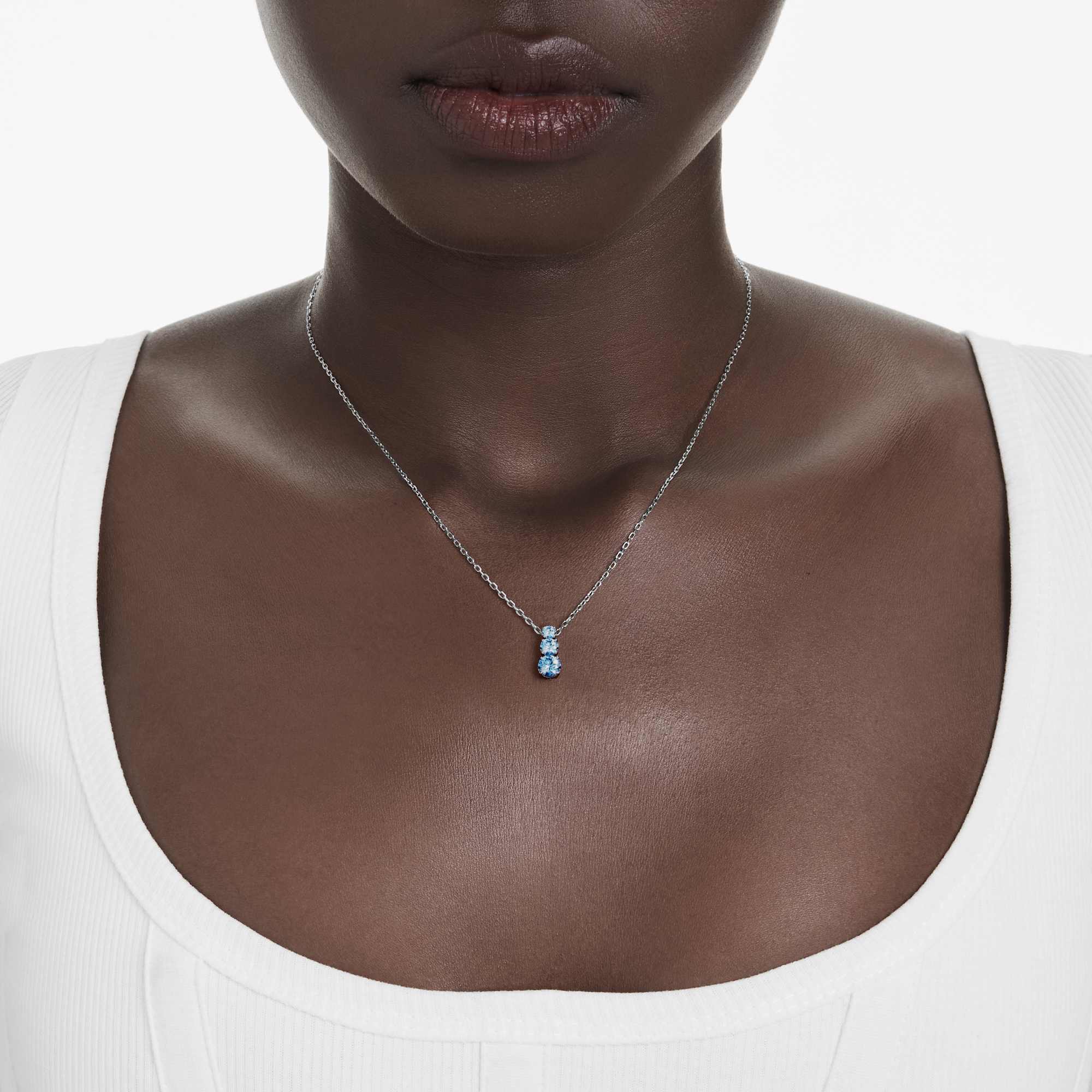 stilla-attract-pendant-round-cut-blue-rhodium-plated-swarovski-5743022