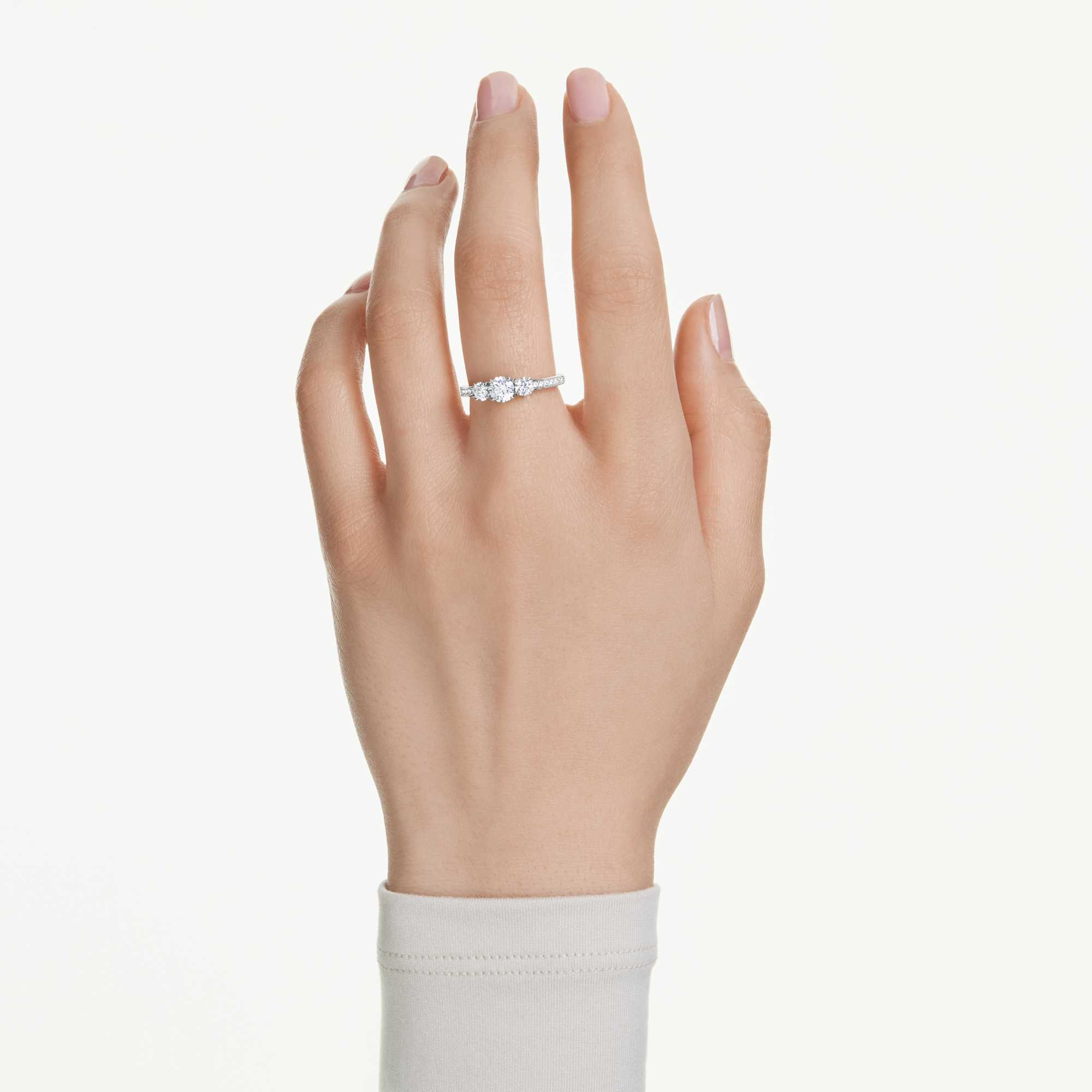 stilla-attract-ring-round-cut-white-silver-tone-finish-swarovski-5655713