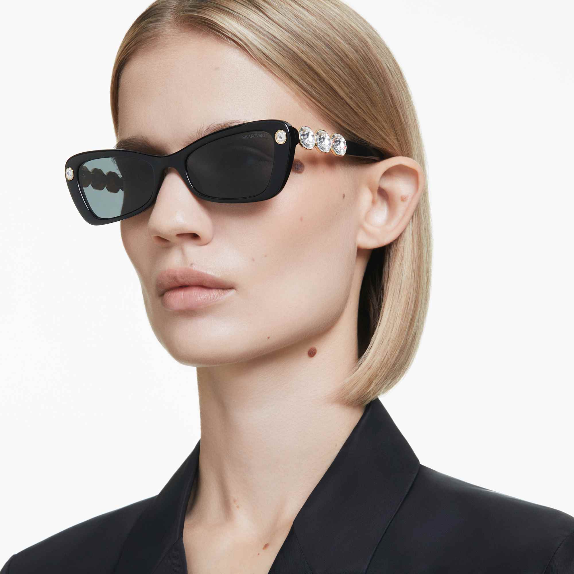 sunglasses-butterfly-shape-sk6033-black-swarovski-5706550