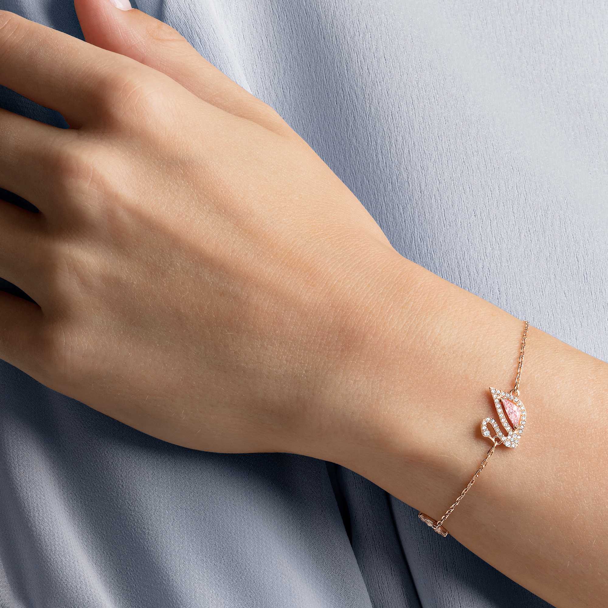 swan-bracelet-swan-pink-18k-rose-gold-finish-swarovski-5472271