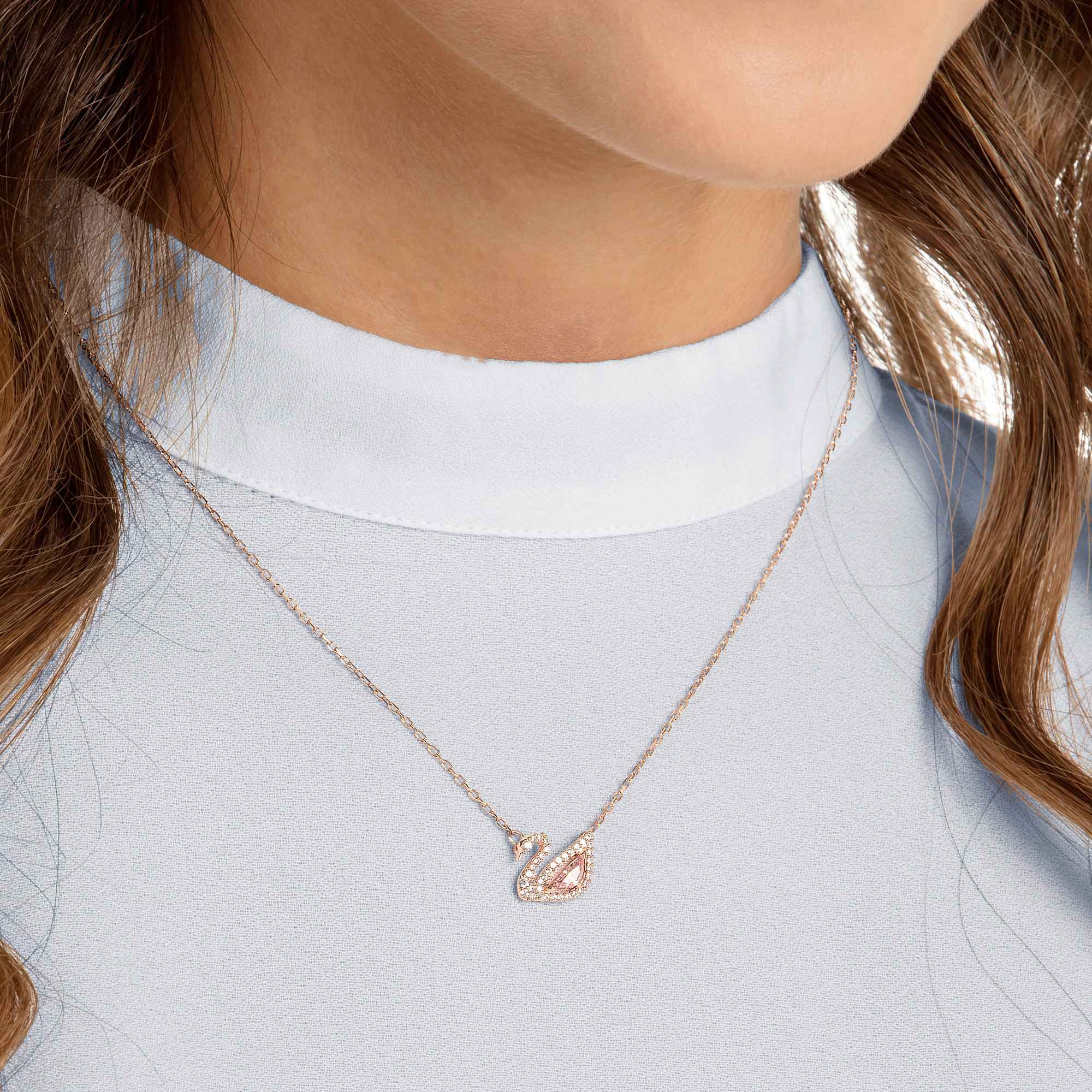 swan-necklace-swan-pink-18k-rose-gold-finish-swarovski-5469989