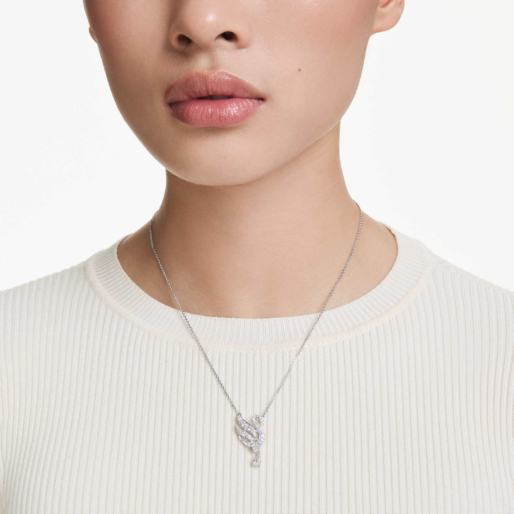 swan-pendant-swan-white-rhodium-plated-swarovski-5723387