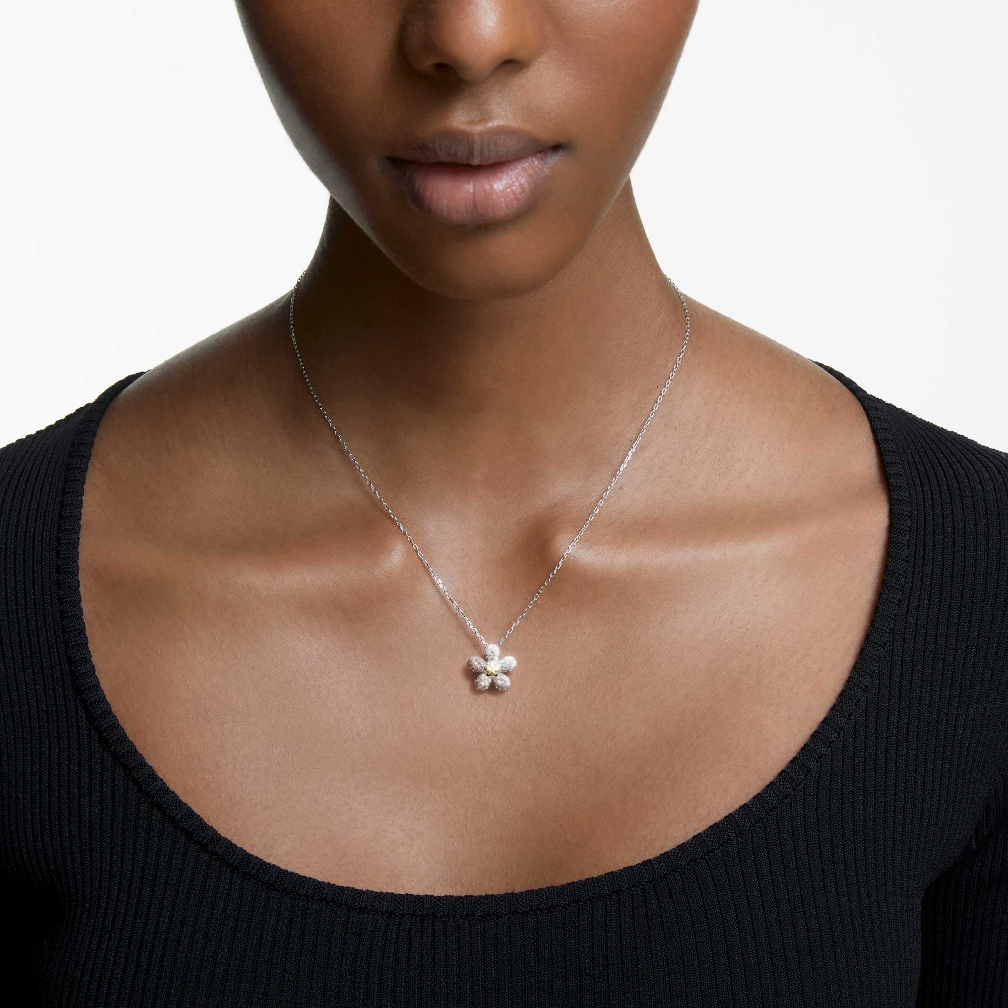 tough-pendant-pavC3A9-flower-white-mixed-metal-finish-swarovski-5750793